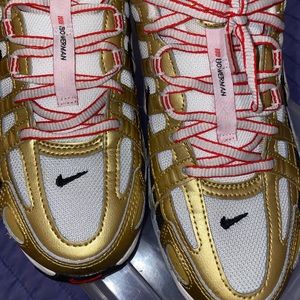 Nike P-6000